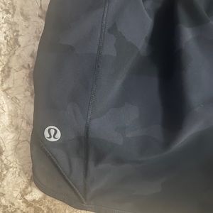 Lululemon size 2 Camo Black
